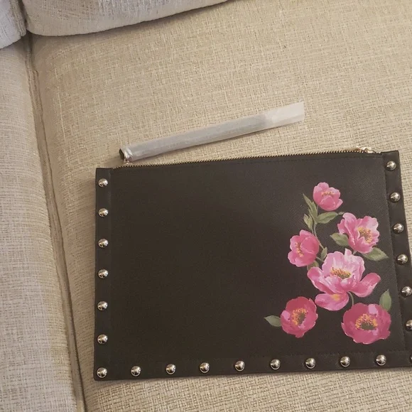WHBM New with Tags Black Studded Floral Clutch Bag 🥳 - Picture 9 of 9